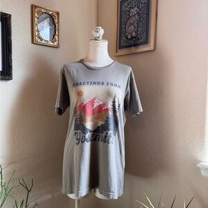 Yosemite Graphic Tee in Gray
